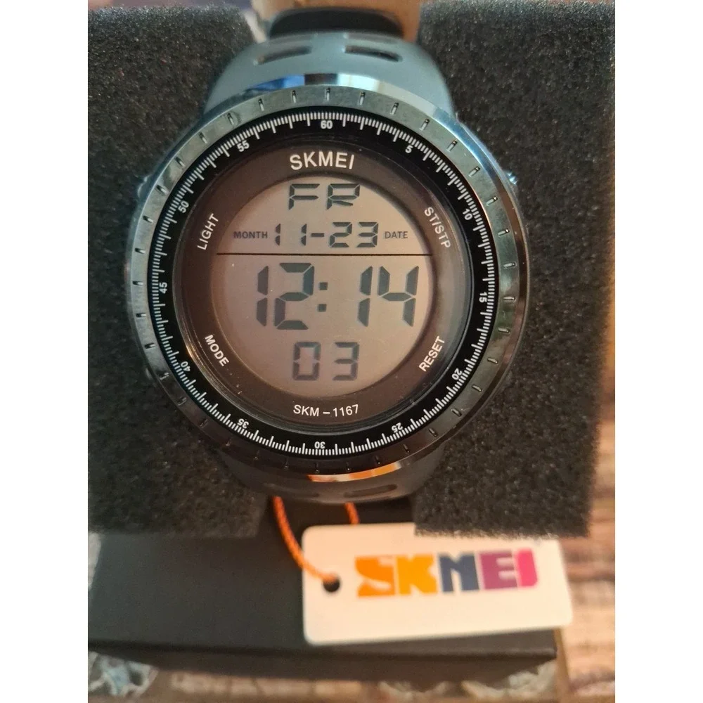 NIB SKMEI 1167 Mens Digital Sports Watch. 50mm,LED Display,Alarm,Silicone Band.